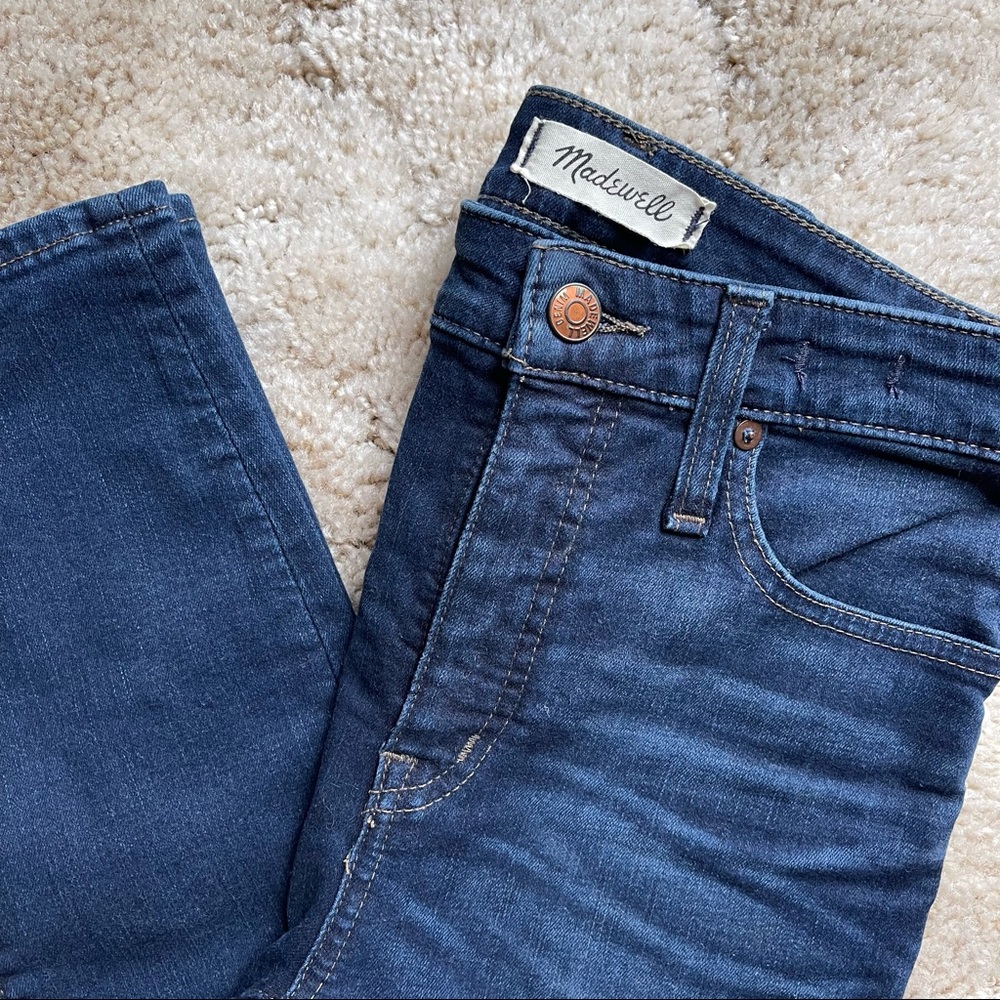 Curvy High-Rise Skinny Jeans